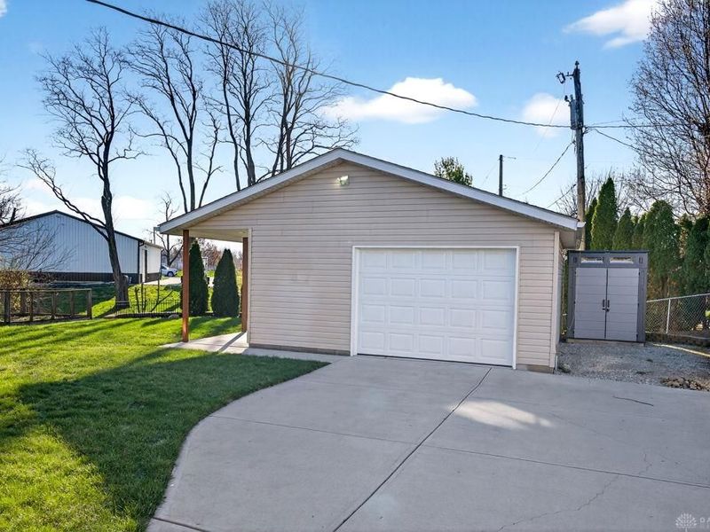 7064 Safari Drive, Huber Heights, OH 45424 Photo 23