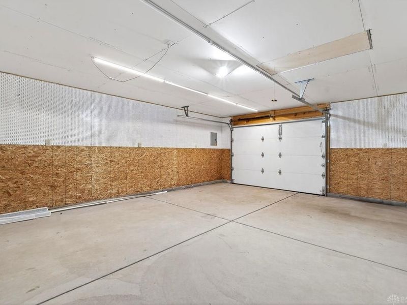 7064 Safari Drive, Huber Heights, OH 45424 Photo 24