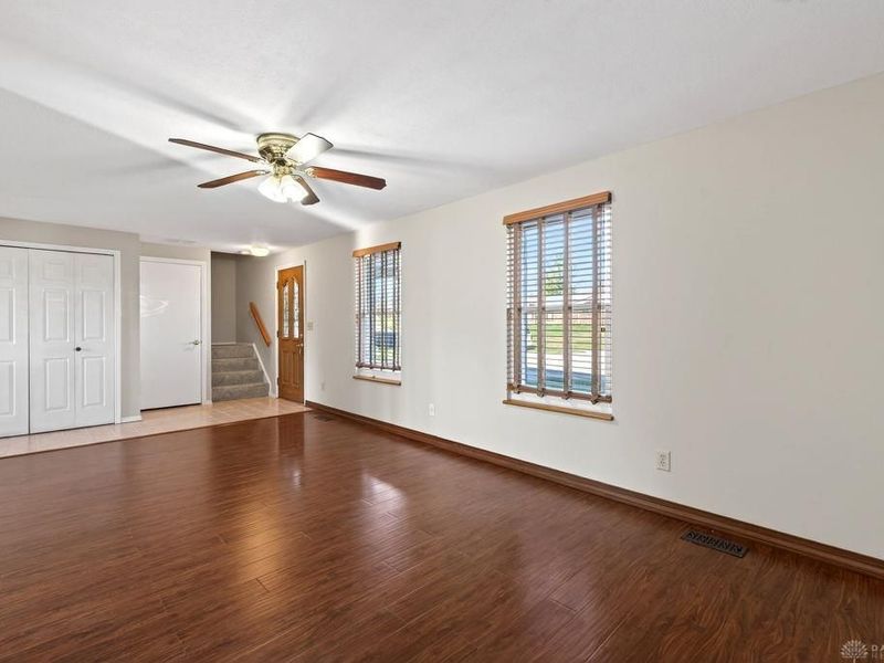 7064 Safari Drive, Huber Heights, OH 45424 Photo 7