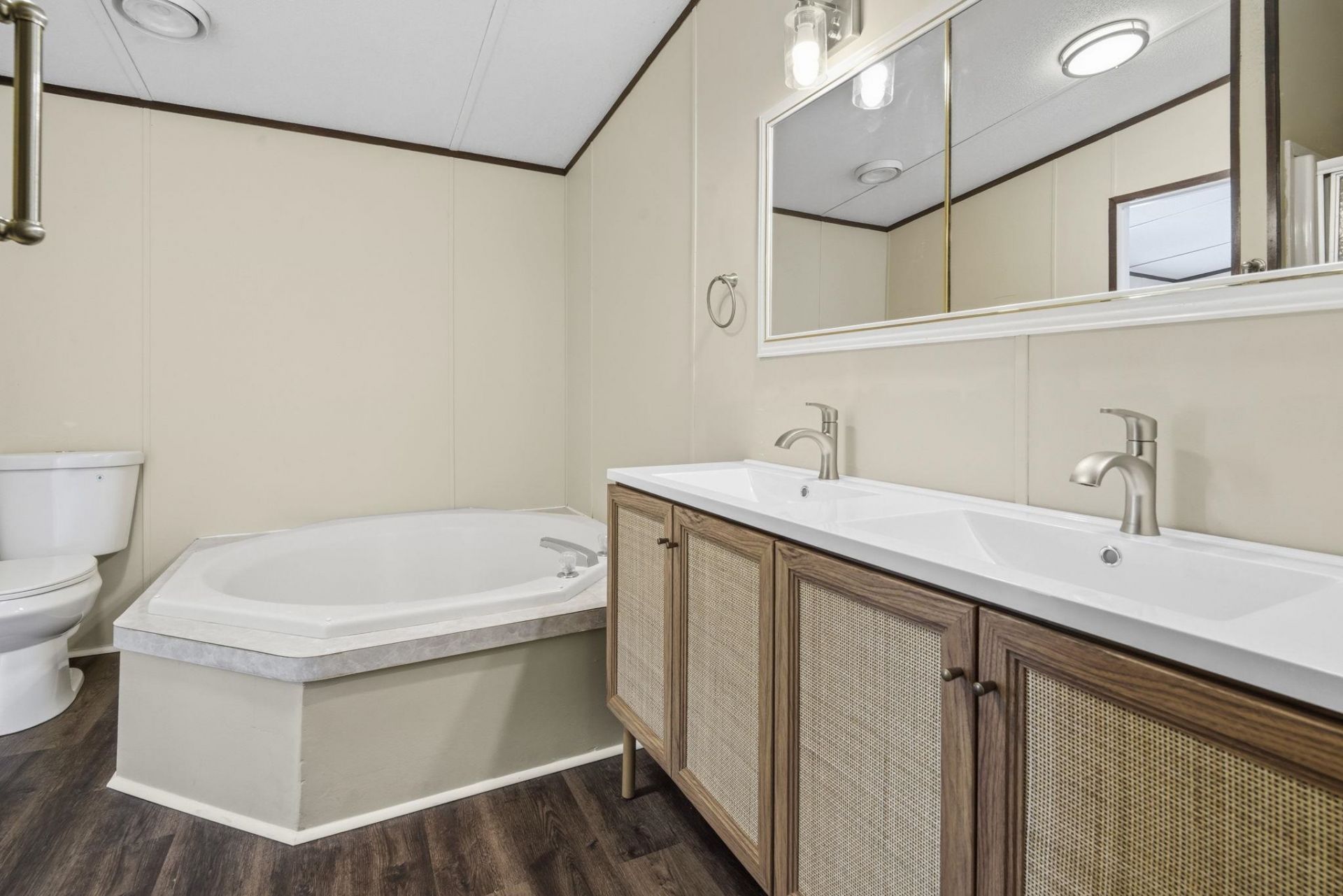 1210 Mataoka Trail Photo 17