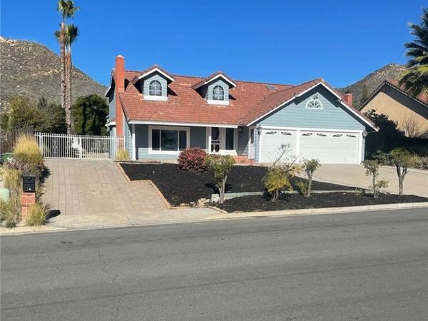 22166 Woodcreek Lane, Wildomar, CA 92595