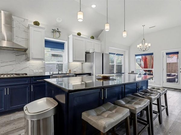 306 Calhoun Street, Glenn Heights, TX 75154