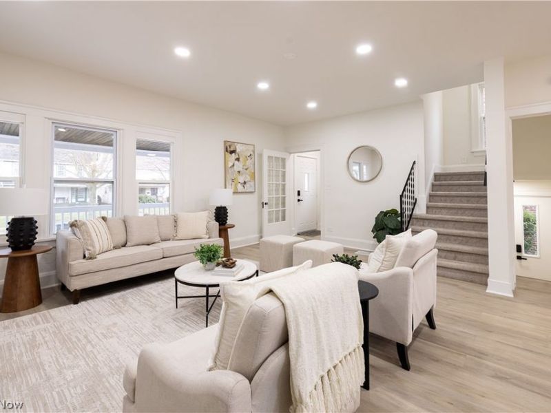 3379 Tullamore Road, Cleveland Heights, OH 44118 Photo 4