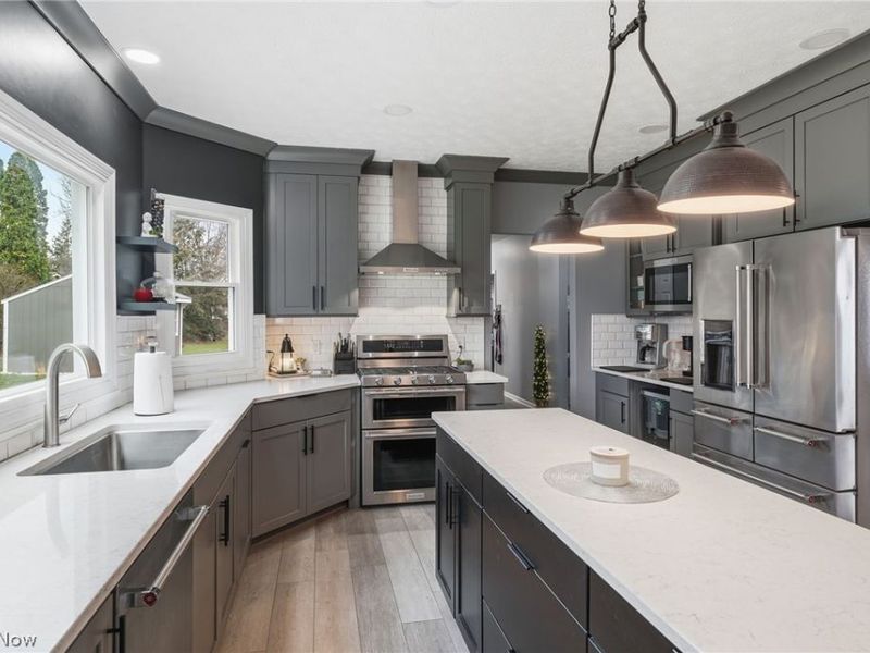 1576 Kings Arms Circle NW, Uniontown, OH 44685 Photo 11