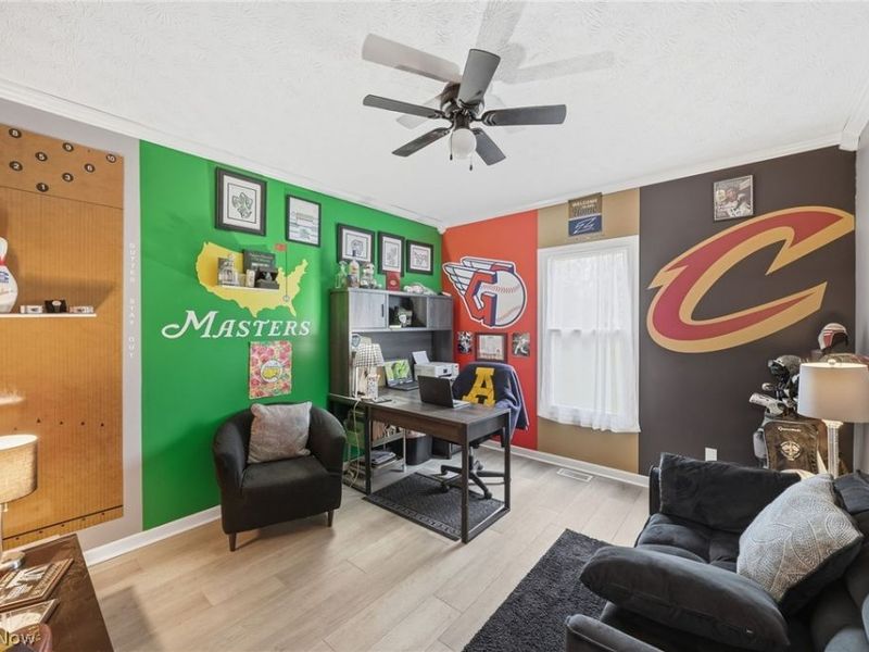 1576 Kings Arms Circle NW, Uniontown, OH 44685 Photo 18