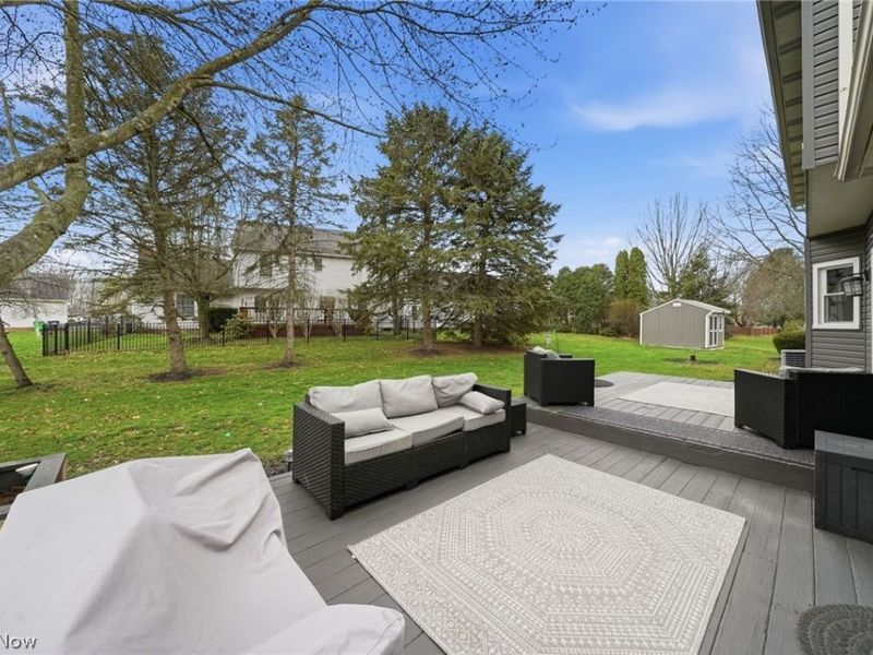 1576 Kings Arms Circle NW, Uniontown, OH 44685 Photo 38