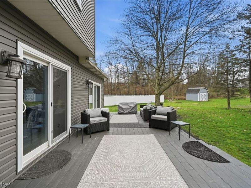 1576 Kings Arms Circle NW, Uniontown, OH 44685 Photo 39