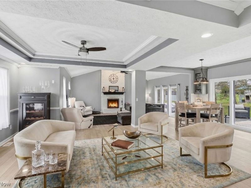 1576 Kings Arms Circle NW, Uniontown, OH 44685 Photo 4