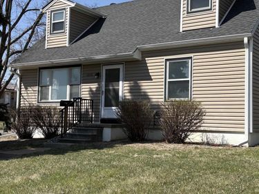 12210 Seldin Drive, Omaha, NE 68144