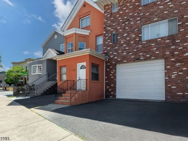 3912 Liberty Ave, North Bergen, NJ 07047