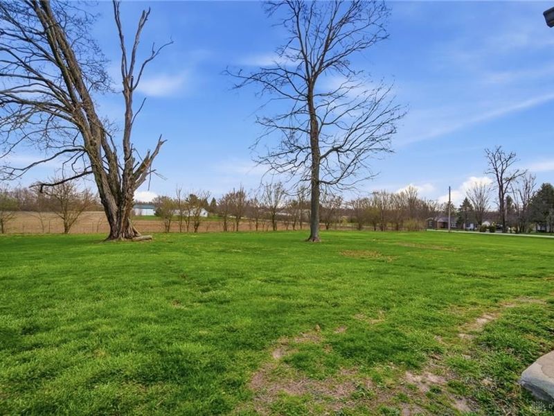 3016 Old Springfield Road, Springfield, OH 45502 Photo 33