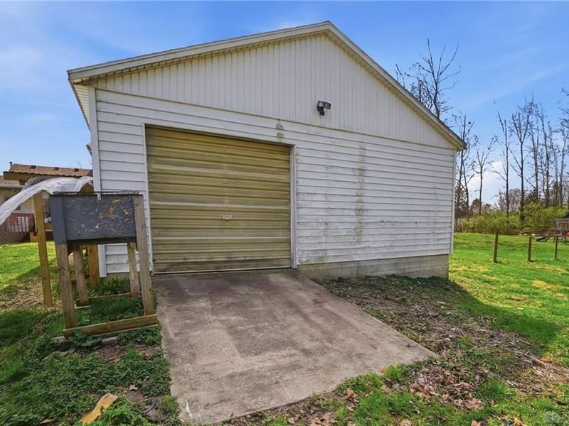 3016 Old Springfield Road, Springfield, OH 45502 Photo 38