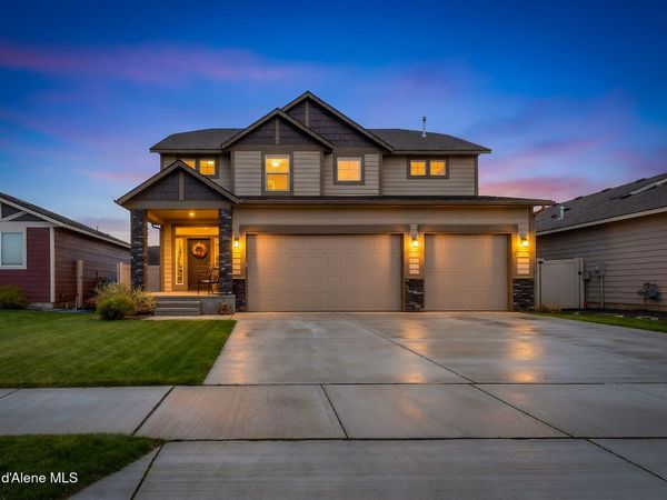 984 E Allenby AVE , Post Falls, ID 83854