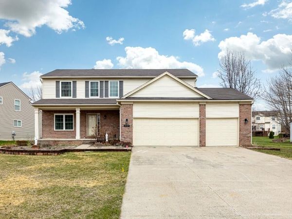 4103 Willow Pond Drive, Ypsilanti, MI 48197
