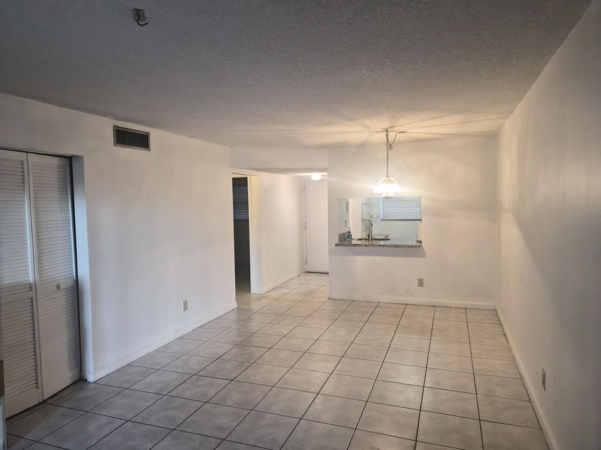 3252 Foxcroft Road, Unit 113, Miramar, FL 33025 Photo