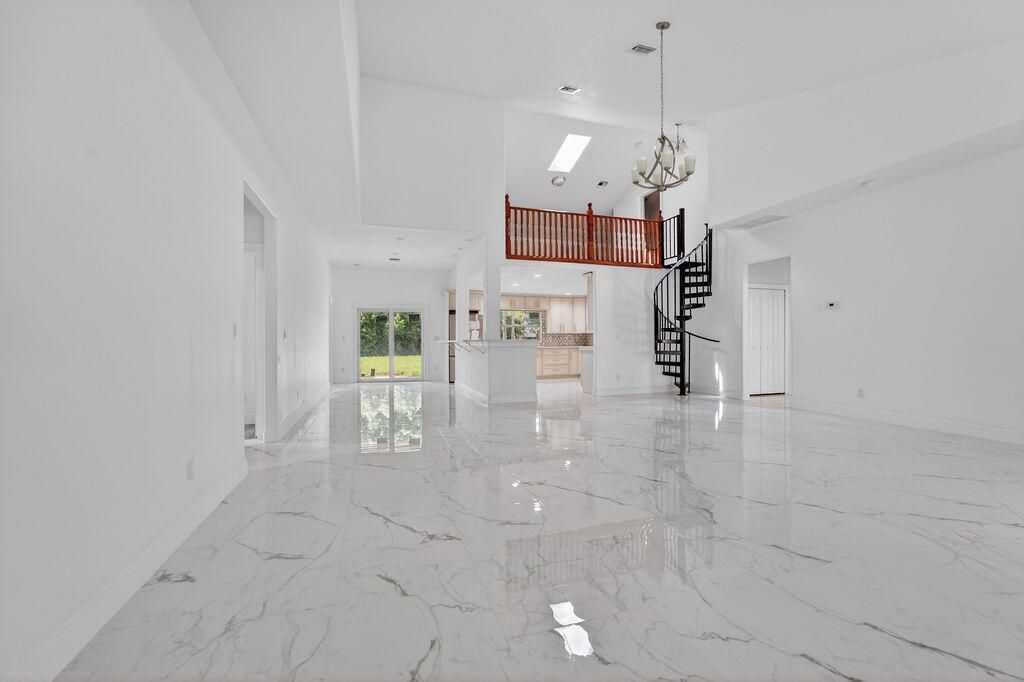 376 SW Paar Drive, Port Saint Lucie, FL 34953 Photo