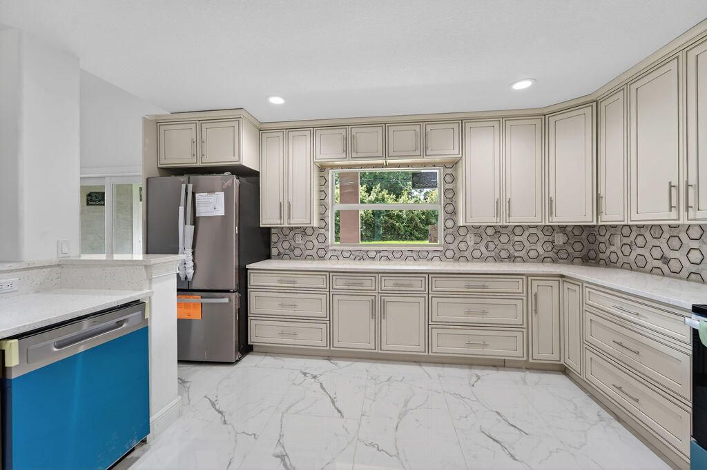 376 SW Paar Drive, Port Saint Lucie, FL 34953 Photo