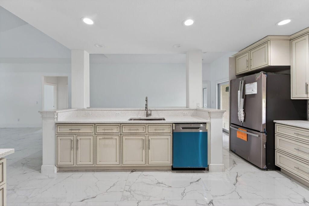 376 SW Paar Drive, Port Saint Lucie, FL 34953 Photo