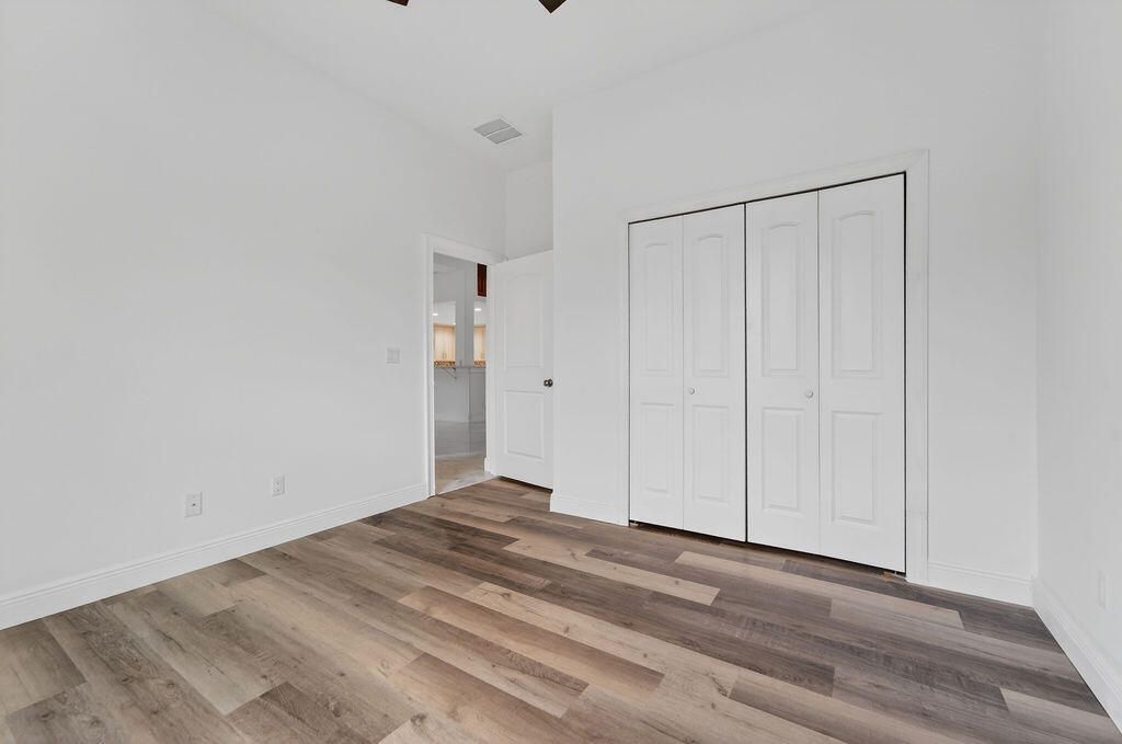 376 SW Paar Drive, Port Saint Lucie, FL 34953 Photo