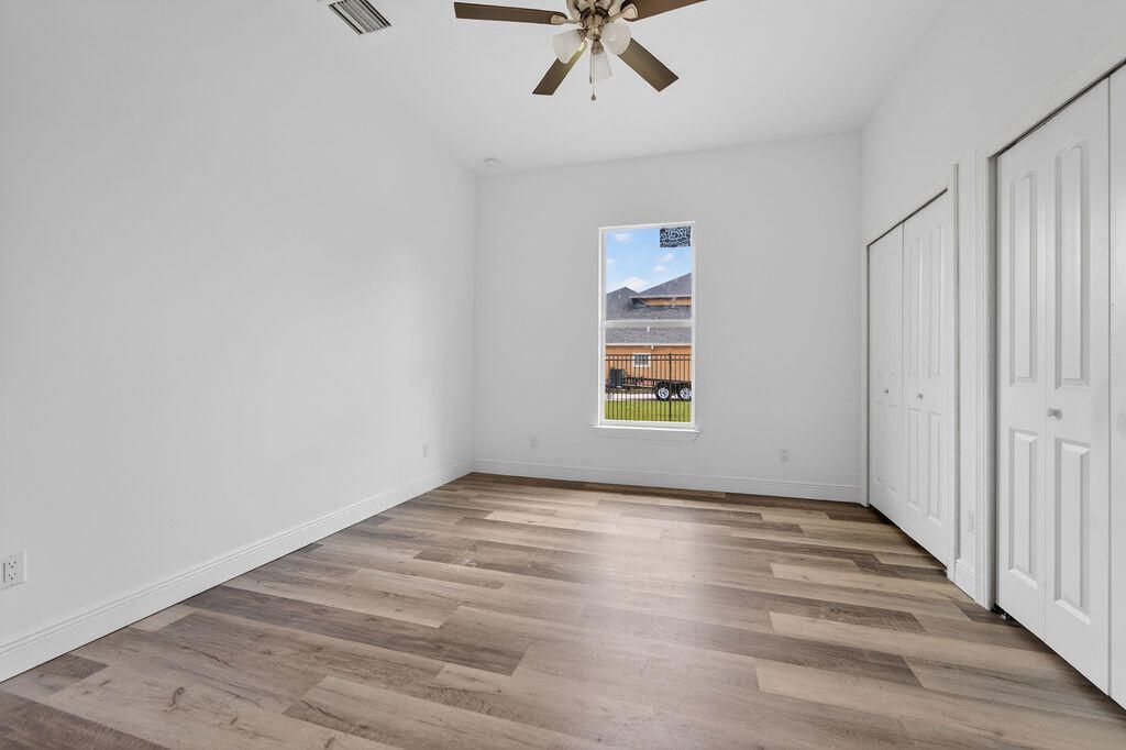 376 SW Paar Drive, Port Saint Lucie, FL 34953 Photo