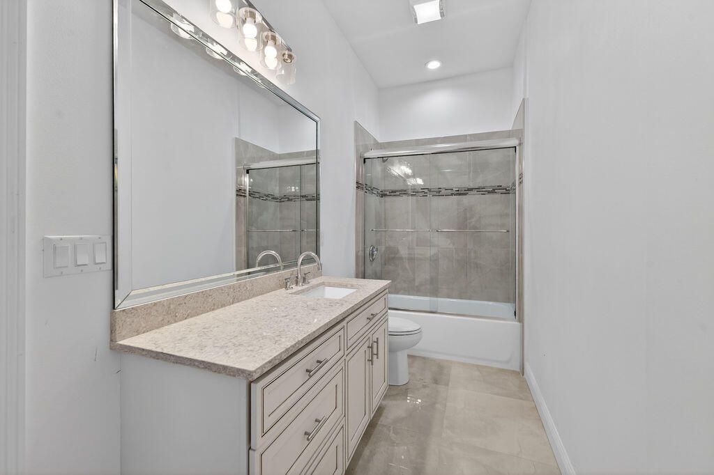 376 SW Paar Drive, Port Saint Lucie, FL 34953 Photo