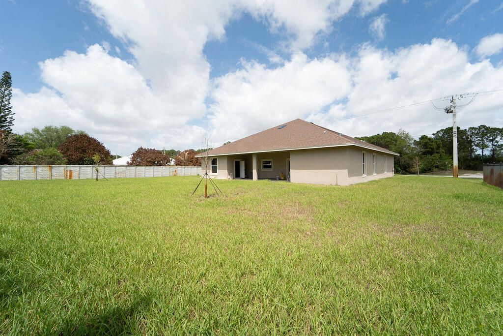 376 SW Paar Drive, Port Saint Lucie, FL 34953 Photo