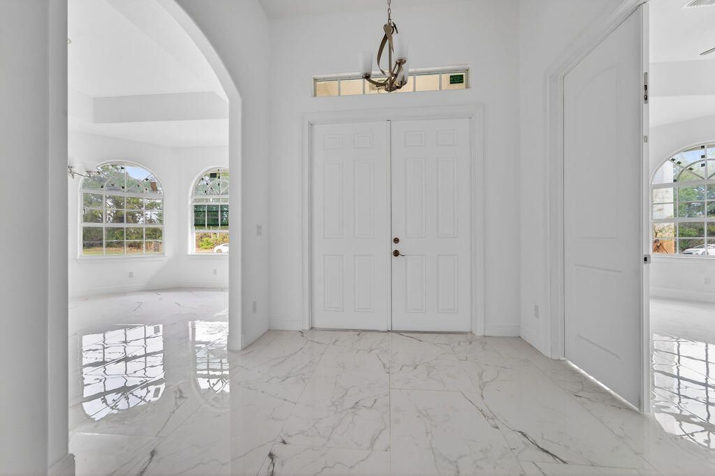 376 SW Paar Drive, Port Saint Lucie, FL 34953 Photo