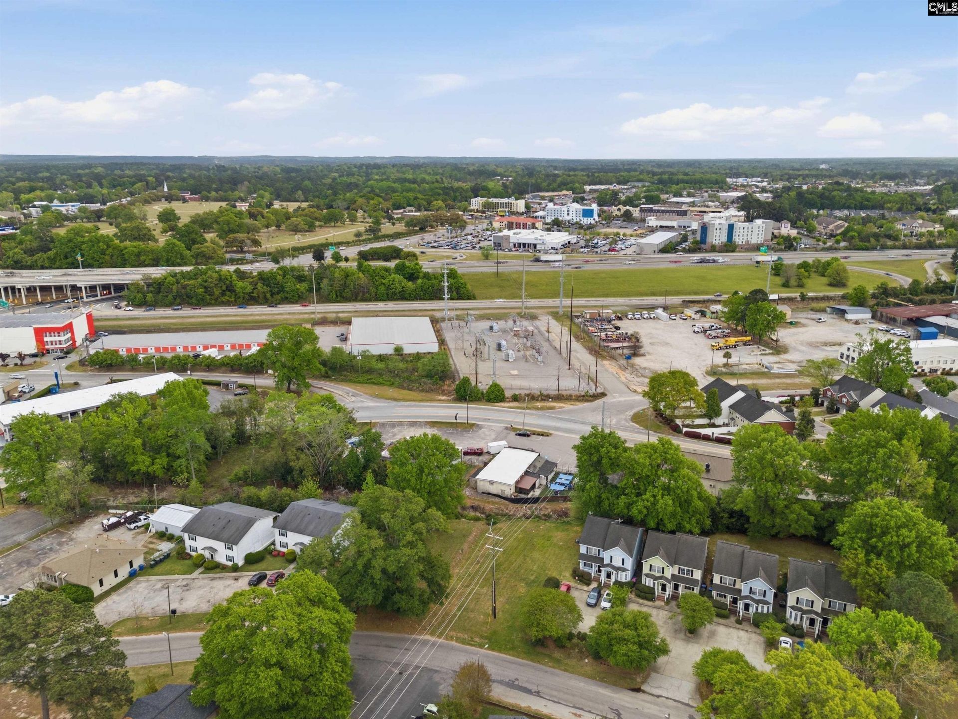 E/s Byron Road Photo 12