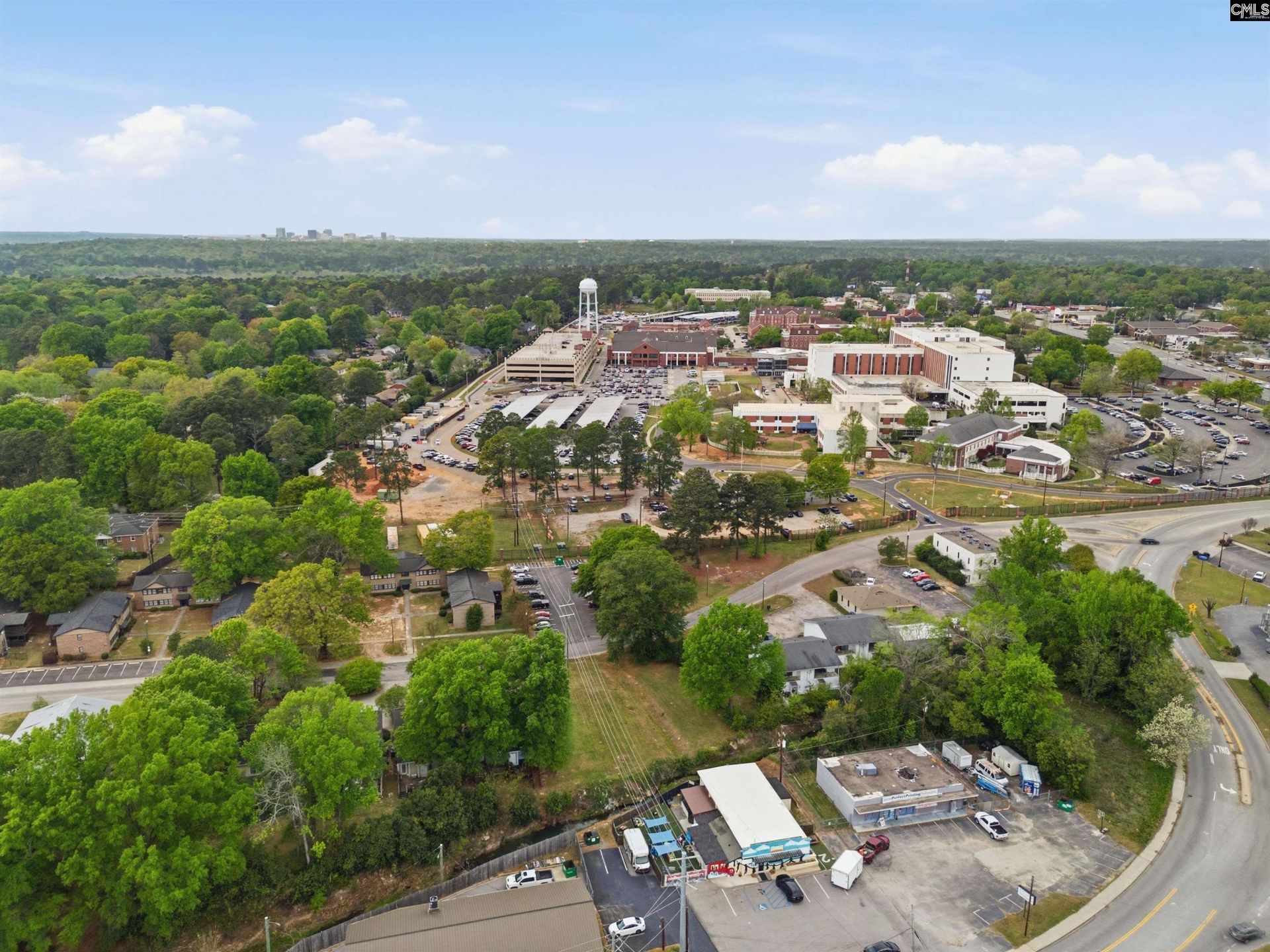 E/s Byron Road Photo 13