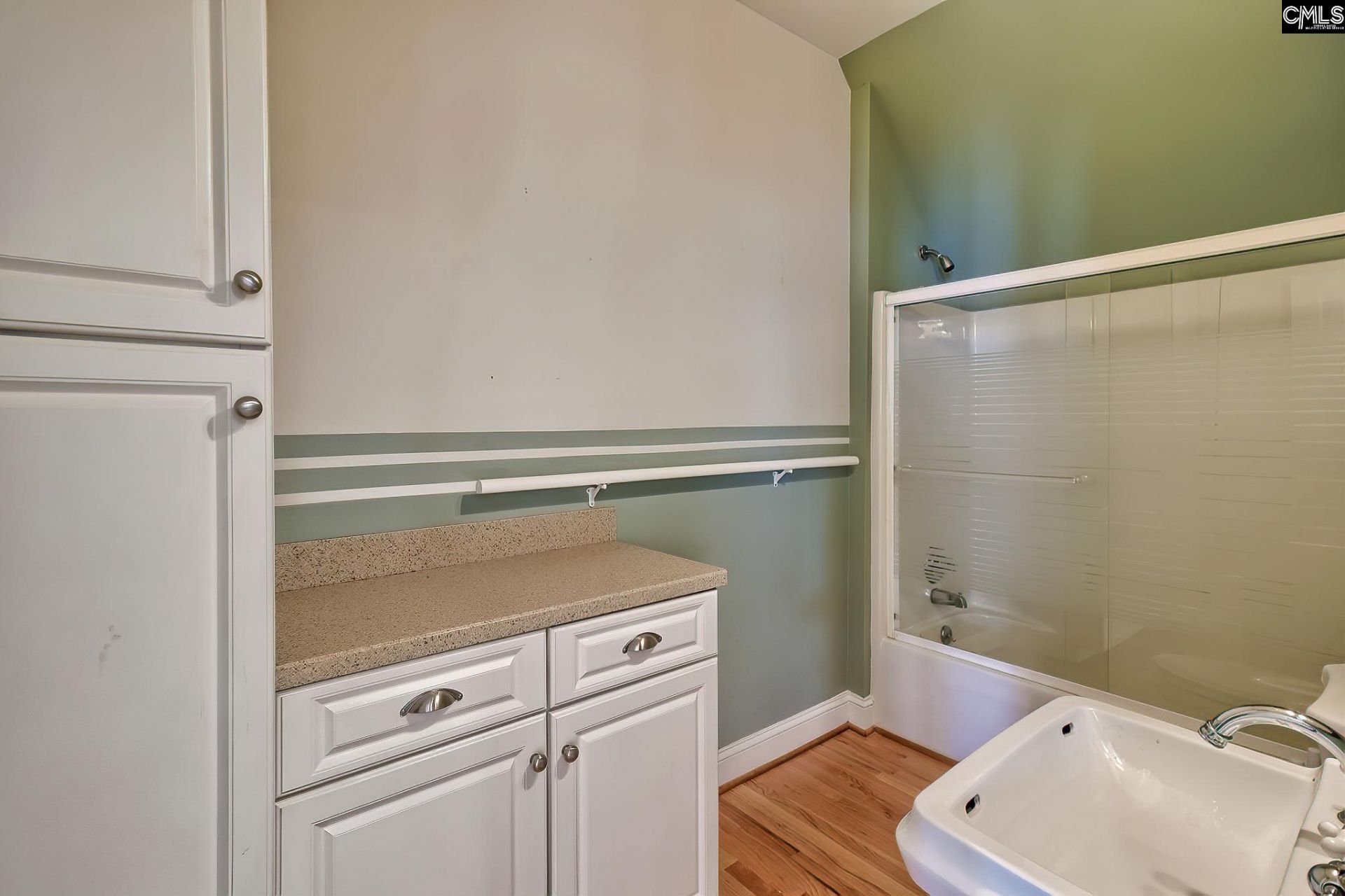 79 Drayton Court Photo 33