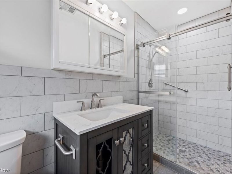 6208 Dora Boulevard, Independence, OH 44131 Photo 21