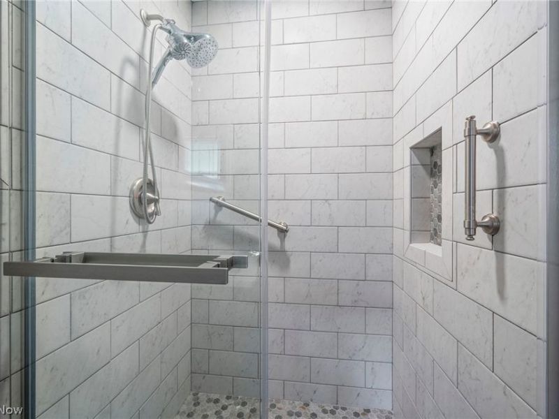 6208 Dora Boulevard, Independence, OH 44131 Photo 21