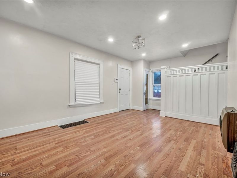 960 Whittier Avenue, Akron, OH 44320 Photo 11