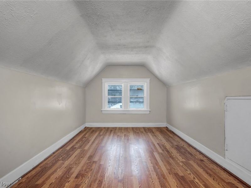 960 Whittier Avenue, Akron, OH 44320 Photo 35