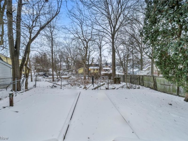 960 Whittier Avenue, Akron, OH 44320 Photo 48