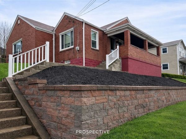 703 Laura St, West Mifflin, PA 15122