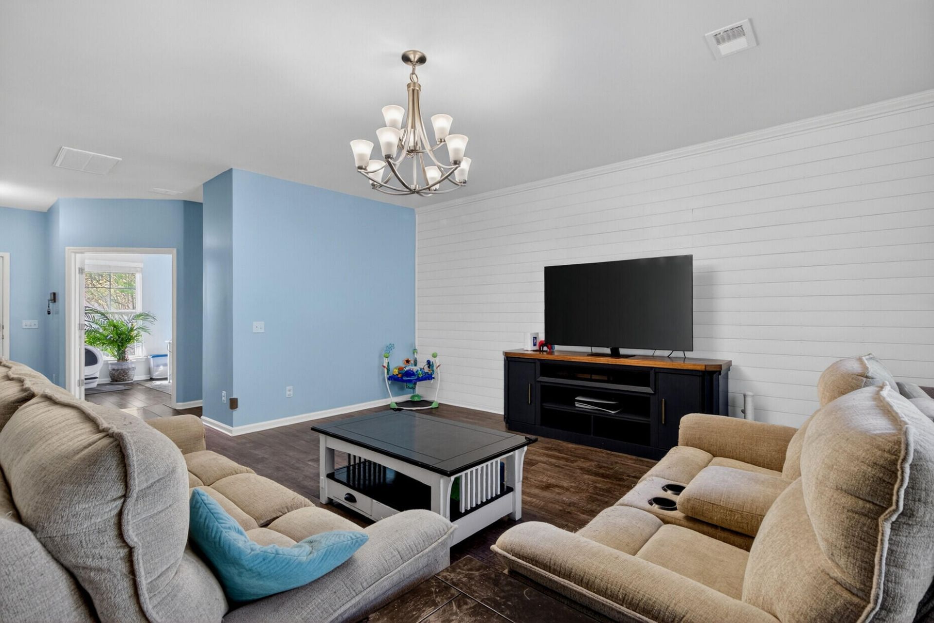 1903 Toland Court Photo 10