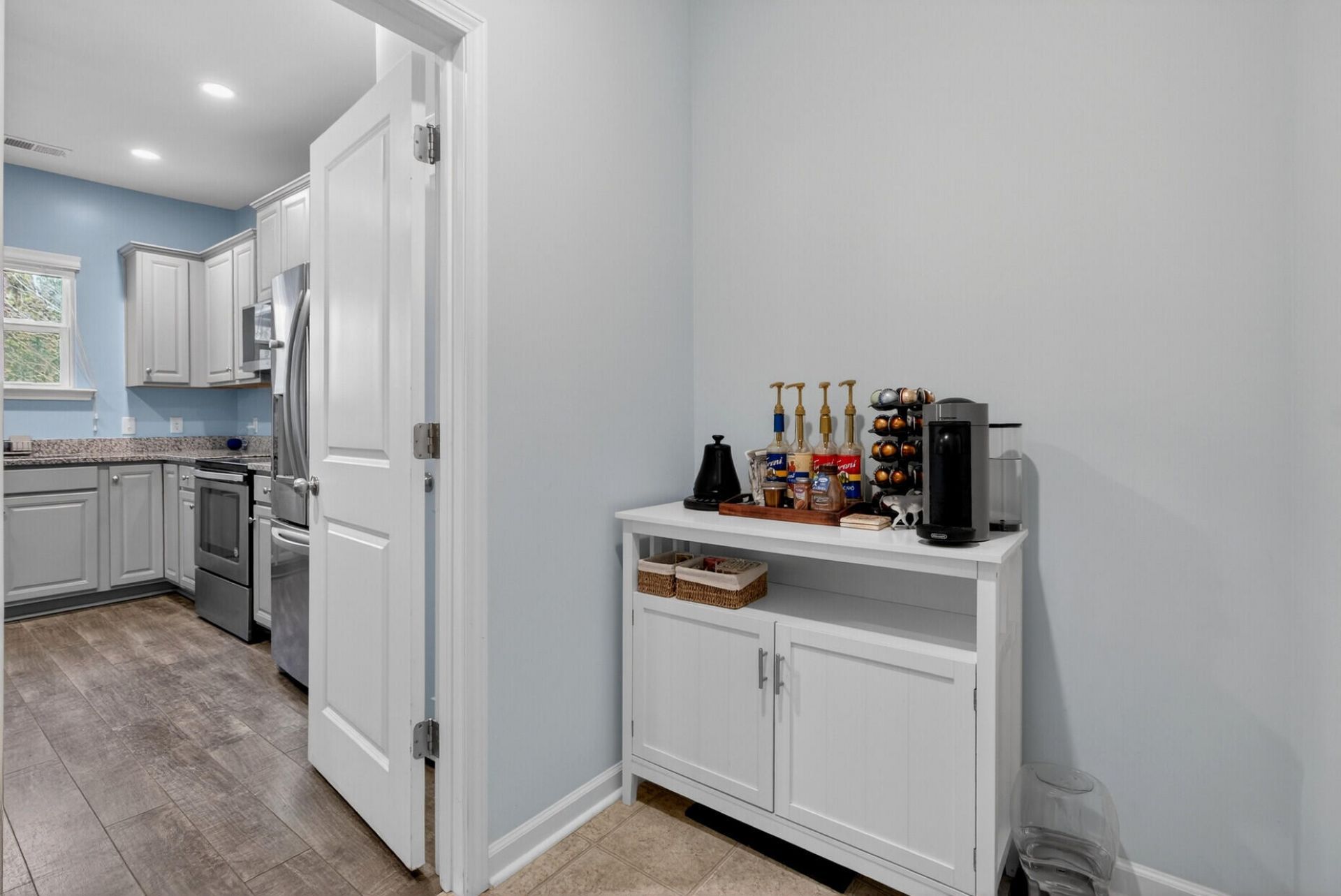 1903 Toland Court Photo 20