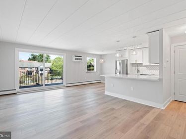 100 WINDERMERE AVENUE, Unit 301, WAYNE, PA 19087