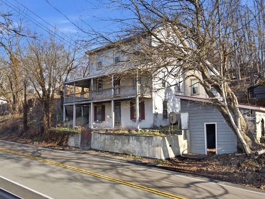 103 Gravel Pike, Green Lane, PA 18054 Main Photo