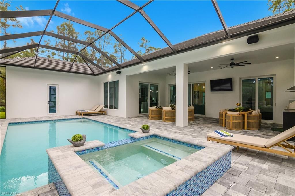 788 9th St Sw, Naples, FL 34117 Photo