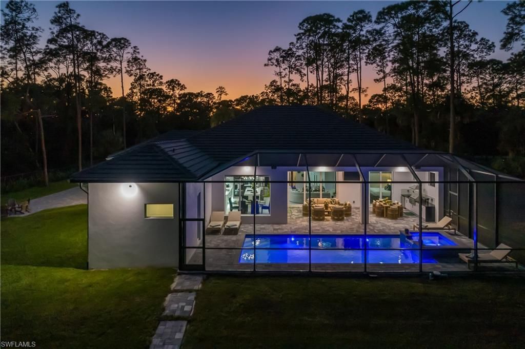 788 9th St Sw, Naples, FL 34117 Photo