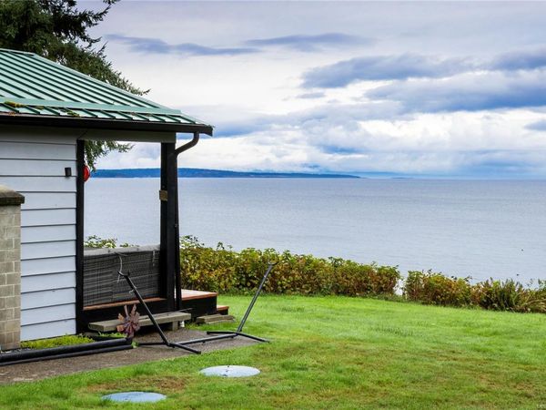 4375 Kelsey Rd, Unit 4, Bowser, BC V0R 1G0