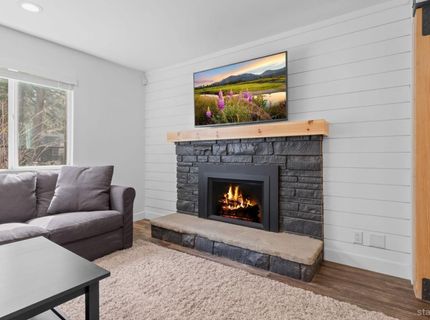 2581 Armstrong Avenue, South Lake Tahoe, CA 96150 Photo