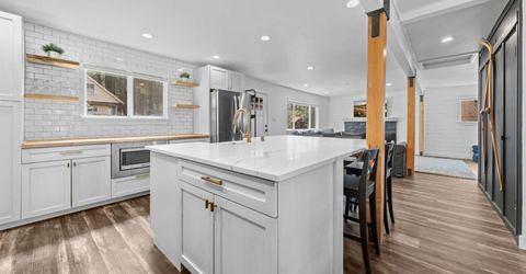 2581 Armstrong Avenue, South Lake Tahoe, CA 96150 Photo