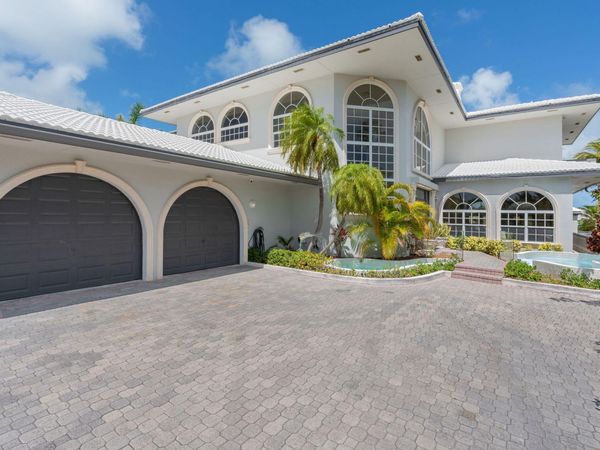 152 N Indies Drive, Duck, FL 33050