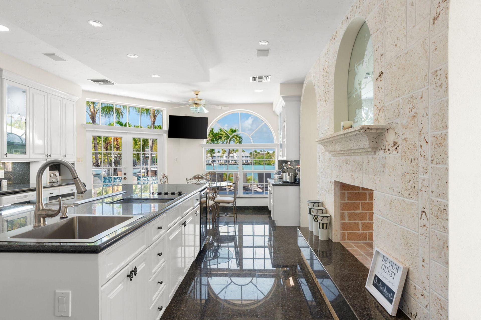 152 N Indies Drive, Duck Key, FL 33050 Photo