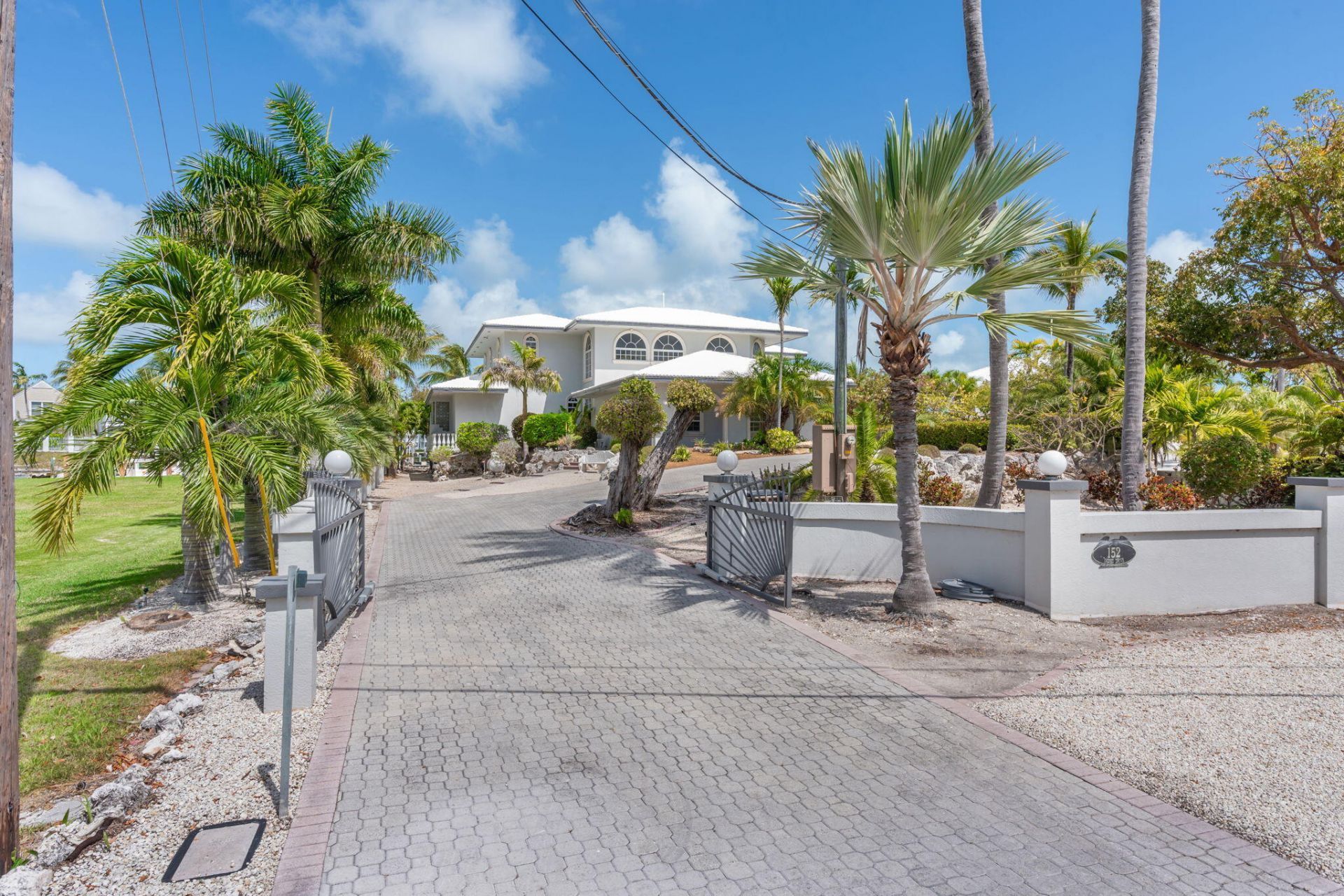 152 N Indies Drive, Duck Key, FL 33050 Photo