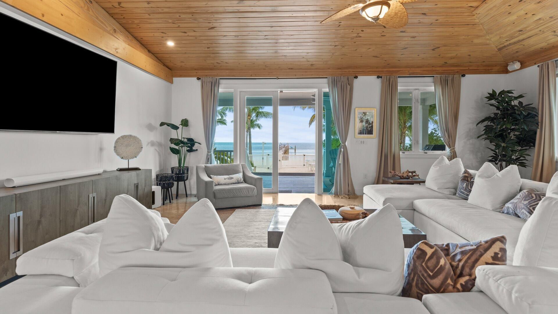 65760 Overseas Highway, Layton, FL 33001 Photo