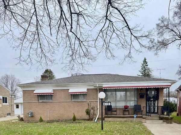 6710 Cranwood Drive, Flint, MI 48505